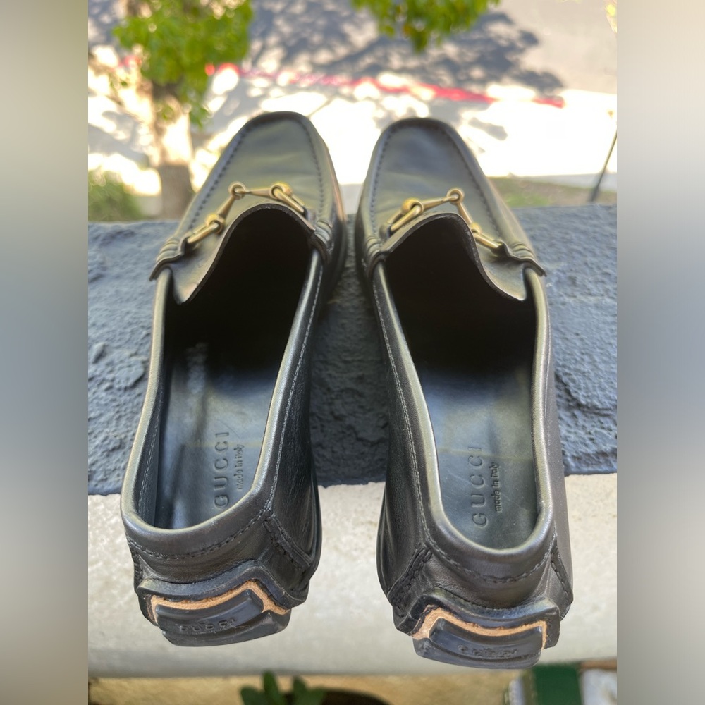 Gucci Black Leather Horsebit Loafers with Gold Hardware size 7.5 - Picture 8 of 9